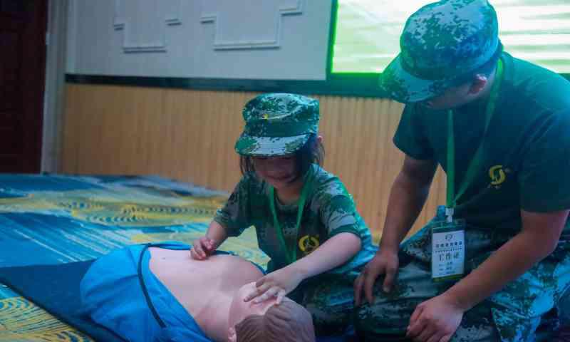 青少年参加军事夏令营的目的和收获