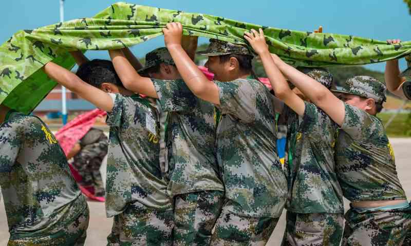 在野外如何辨别方向