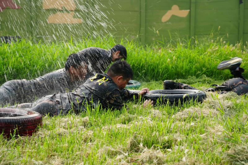 四个时间千万不要批评孩子！长沙军训夏令营